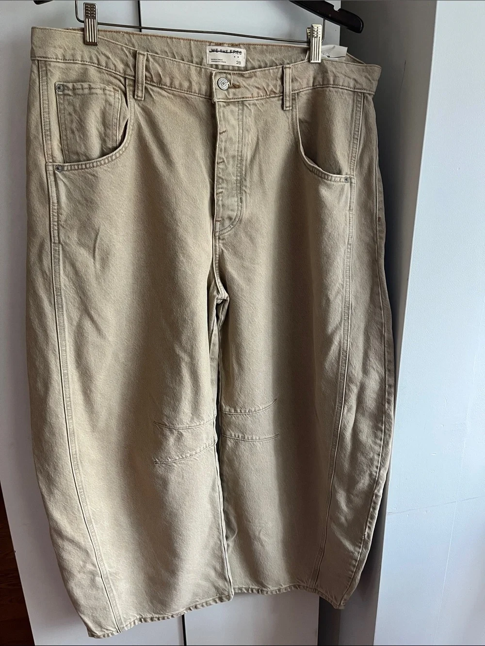 We The Free People Good Luck Barrel Jeans Size 32 NWT READ Sized Wrong